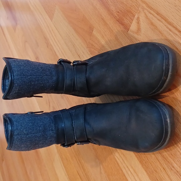 UGG Simmens Moto Boots Black Leather, Gray Flannel Mid Calf Women's 10 - Picture 3 of 16